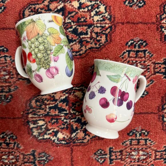 Cute Pair of Similar Fruit Pattern Porcelain Coffee Mugs Dunoon & Roy Kirkham - Picture 2 of 9